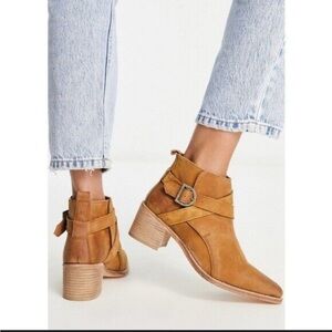 "Back Loop" Pointed Boot by Free People Women's Size 41 EU/ 10 US Tan/Brown